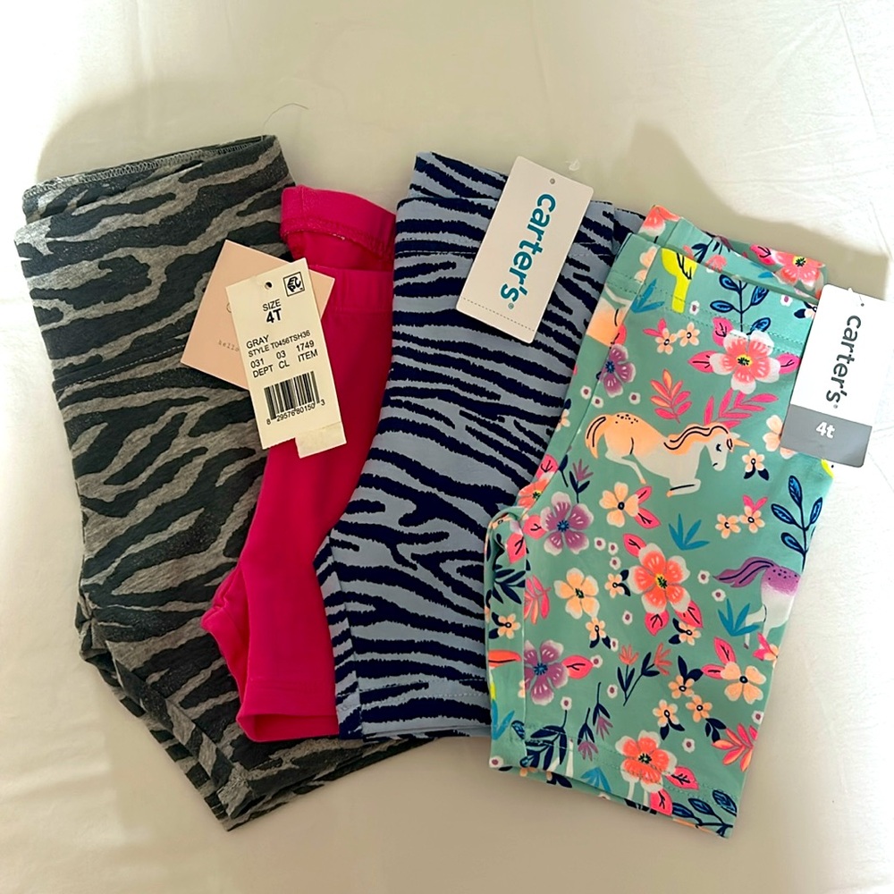 Carter’s  Girls shorts/ 4